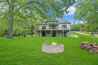 137 Briarcliff Dr, Moneta, VA 24121