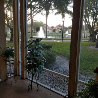 4759 Via Palm Lakes Unit 308, West Palm Beach, FL 33417