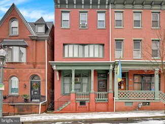 403 W Market St, Pottsville, PA 17901