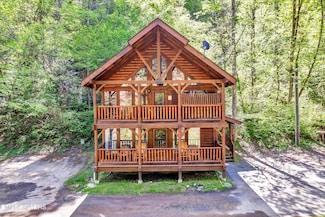 335 Caney Creek Rd, Pigeon Forge, TN 37863