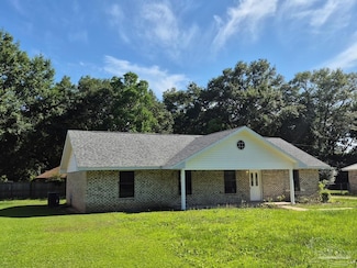 5757 Melrose Dr, Milton, FL 32570