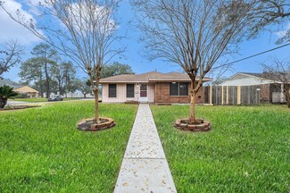 5403 Turtle Creek Rd, Houston, TX 77017