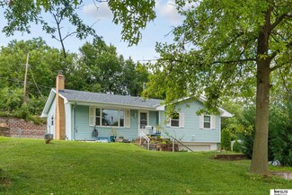 4920 Jaynes St, Omaha, NE 68104