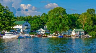 750 Roosevelt Trail Unit 6, Naples, ME 04055