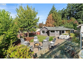 4417 SW Pendleton St, Portland, OR 97221