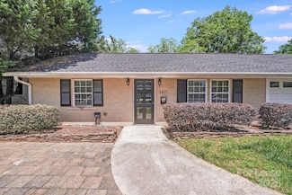 2417 Laburnum Ave Unit 1, Charlotte, NC 28205