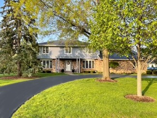 884 Saint Andrews Way, Frankfort, IL 60423