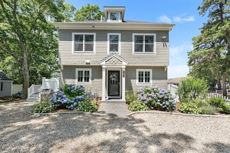 10 Stanley Rd, Mashpee, MA 2649