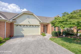 674 Applegate Ln Unit 32, Knoxville, TN 37934