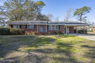 4006 Halifax Rd, Wilmington, NC 28403