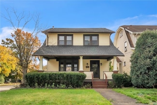 142 E Garfield Ave, New Castle, PA 16105