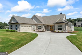 124 Rockford Farm Dr, Clarkesville, GA 30523