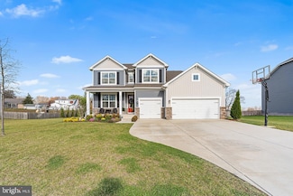 822 Redwood Dr, Westminster, MD 21157