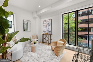 2121 Ward Place NW Unit 304, Washington, DC 20037