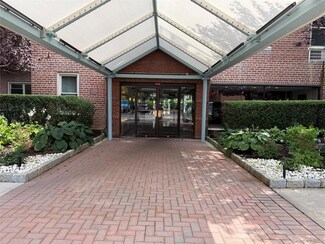 23-35 Bell Blvd Unit 6G, Bayside, NY 11360