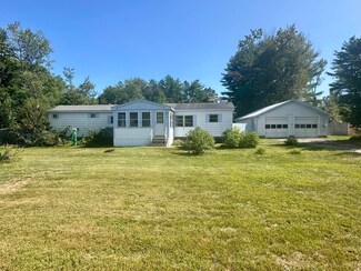 13 Endfield St, Porter, ME 04068