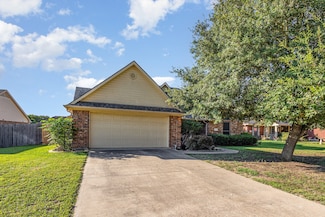 1500 Cedar Knoll Dr, Kaufman, TX 75142