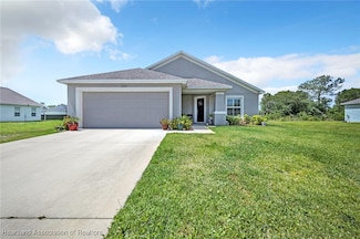 5320 Pebble Beach Dr, Sebring, FL 33872