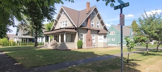 603 2nd St NW, Puyallup, WA 98371