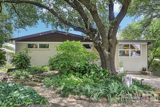 10369 Country Club Dr, Dallas, TX 75218