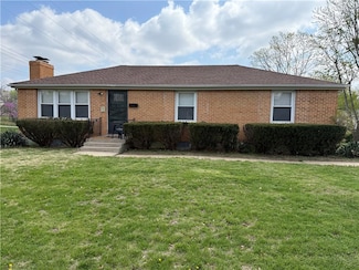 101 S Lacy Rd, Independence, MO 64050