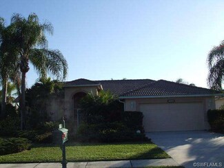 7744 Naples Heritage Dr, Naples, FL 34112