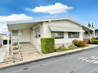 24701 Raymond Way Unit 82, Lake Forest, CA 92630