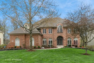 801 Reserve Ct, South Elgin, IL 60177