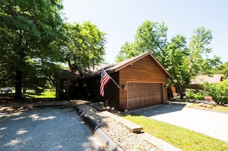 1100 42nd St, West Des Moines, IA 50266