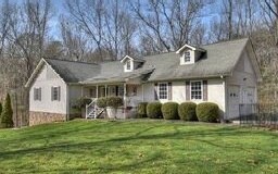 77 Brandon Ln, Epworth, GA 30541