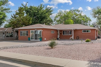 2717 Mesilla St NE, Albuquerque, NM 87110