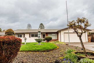 7 48th Place, Longview, WA 98632