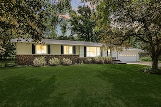 6451 County Road Bb, Bancroft, WI 54921