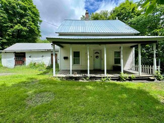 57 Spruce St, Saint Johnsbury, VT 05819