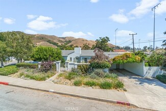 1687 San Luis Dr, San Luis Obispo, CA 93401
