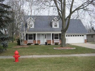 6513 Oakbrook Dr, Whitehouse, OH 43571