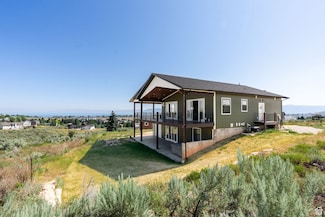 2882 S Golf Course Dr, Garden City, UT 84028