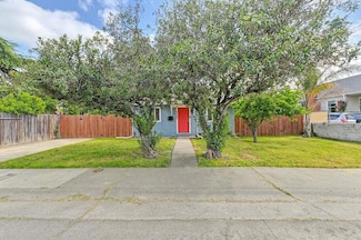 3740 26th Ave, Sacramento, CA 95820
