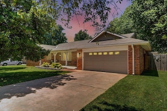 705 W Sylvania St, Springfield, MO 65807