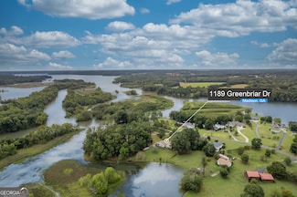 1180 Green Briar Dr, Madison, GA 30650
