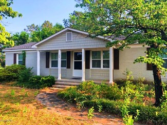 50 Northwood Dr, Wilmington, NC 28405
