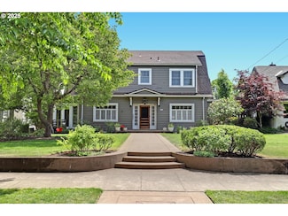 4224 SE Oak St, Portland, OR 97215
