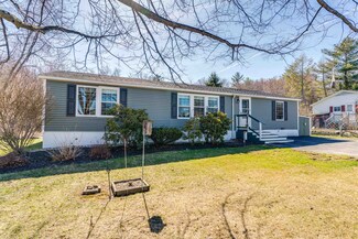 16 Aberdeen Dr, Stratham, NH 03885
