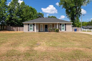 51 Lee Road 289, Smiths Station, AL 36877