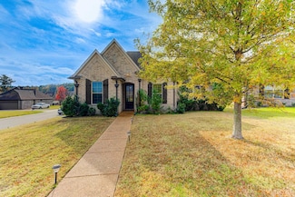 9245 Pinkerton Ln, Cordova, TN 38016