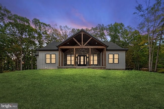 5355 Hillside Dr, Warrenton, VA 20187