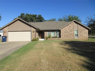2401 Sheila Ln, Seminole, OK 74868