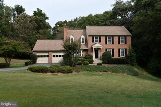 11426 Meath Dr, Fairfax, VA 22030