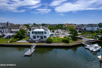 98 Waterman Ave, Rumson, NJ 07760