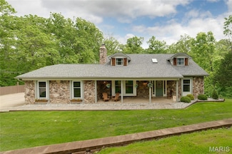 458 Old Colony Rd, Defiance, MO 63341
